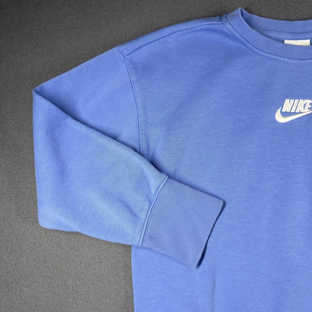 Nike Sweatshirt Kids Small Blue Crewneck Pullover Embroidered Logo DD7473-450 - Picture 2 of 12
